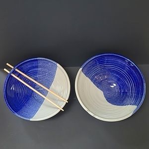 Pottery noodle bowls